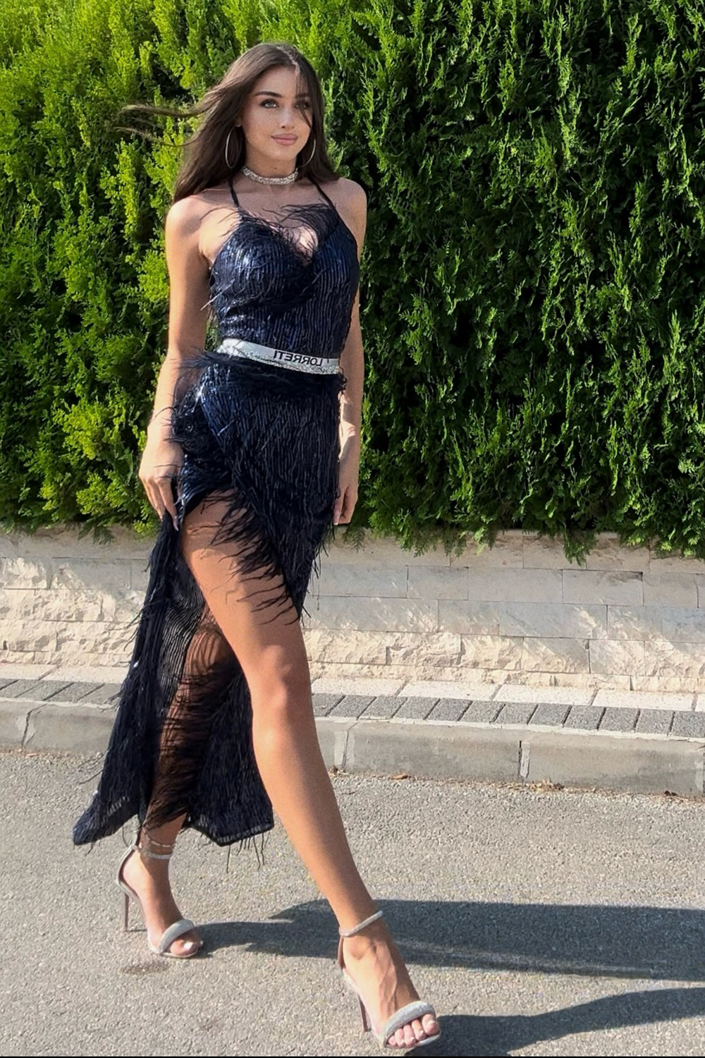 МАКСИ РОКЛЯ ALAIA ПАЙЕТИ ТЪМНОСИН МАКСИ РОКЛЯ ALAIA ПАЙЕТИ ТЪМНОСИН
