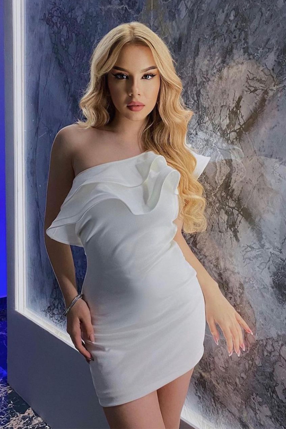 МИНИ РОКЛЯ CLASSY ТРИКО БЯЛ МИНИ РОКЛЯ CLASSY ТРИКО БЯЛ