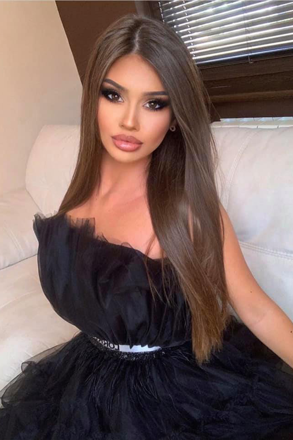 МИНИ РОКЛЯ BARBIE ТЮЛ ЧЕРЕН МИНИ РОКЛЯ BARBIE ТЮЛ ЧЕРЕН