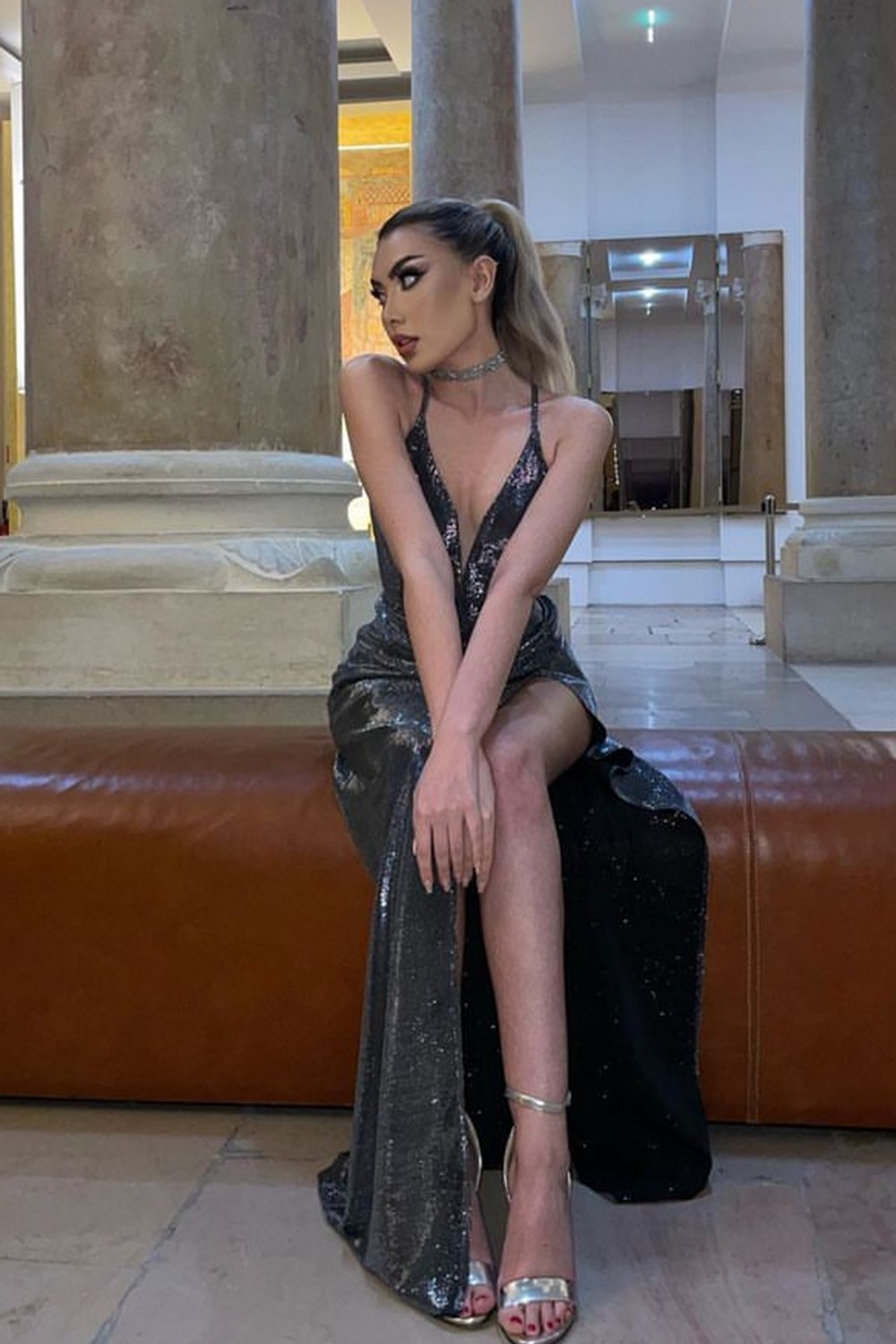 МАКСИ РОКЛЯ ALENA ТРИКО ЛАМЕ ГРАФИТ МАКСИ РОКЛЯ ALENA ТРИКО ЛАМЕ ГРАФИТ