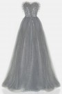 MAXI VESTIDO PENELOPE PLUMAS BROCADO DE TUL GRIS OSCURO MAXI VESTIDO PENELOPE PLUMAS BROCADO DE TUL GRIS OSCURO