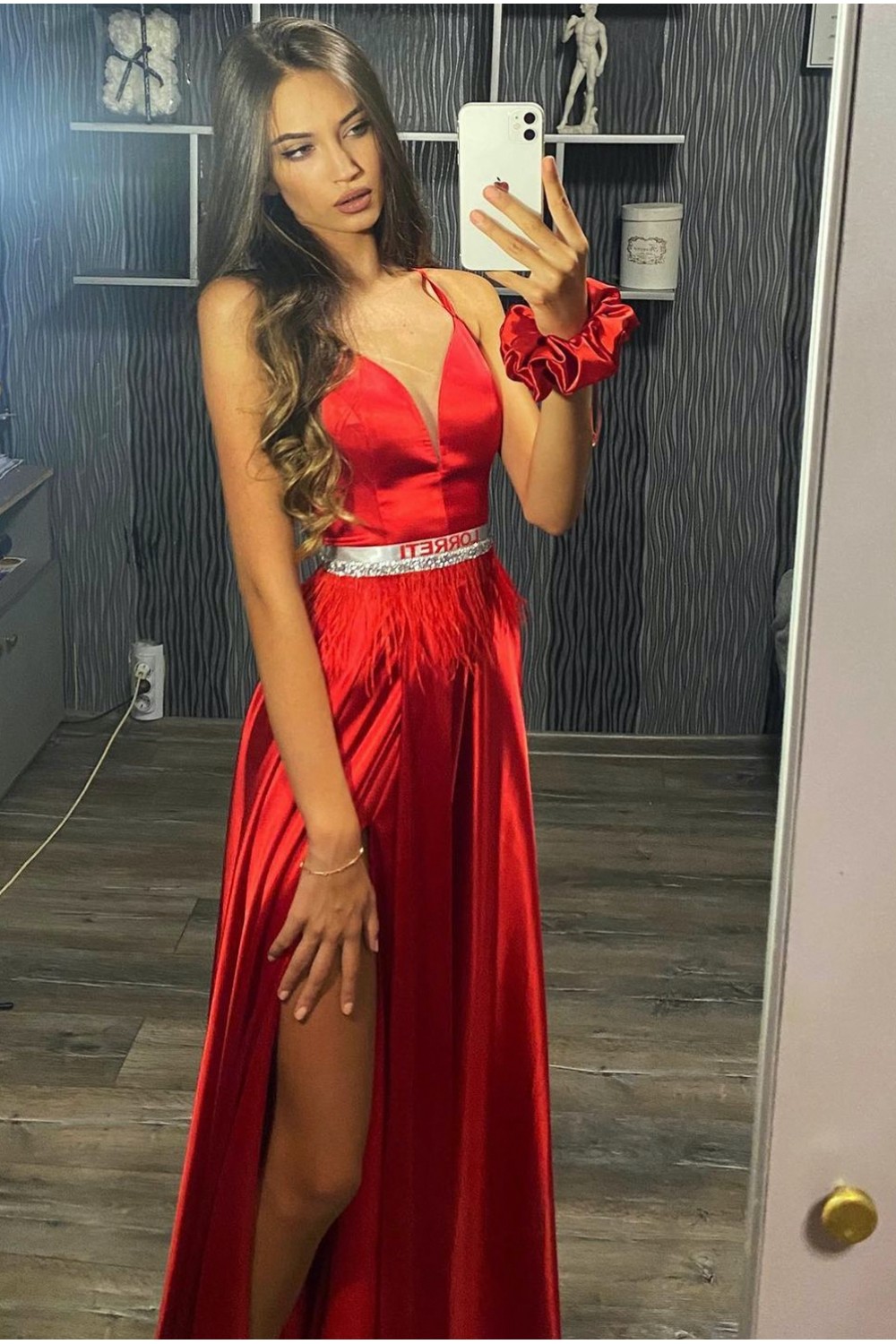 МАКСИ РОКЛЯ ADRIANA САТЕН ЧЕРВЕН МАКСИ РОКЛЯ ADRIANA САТЕН ЧЕРВЕН