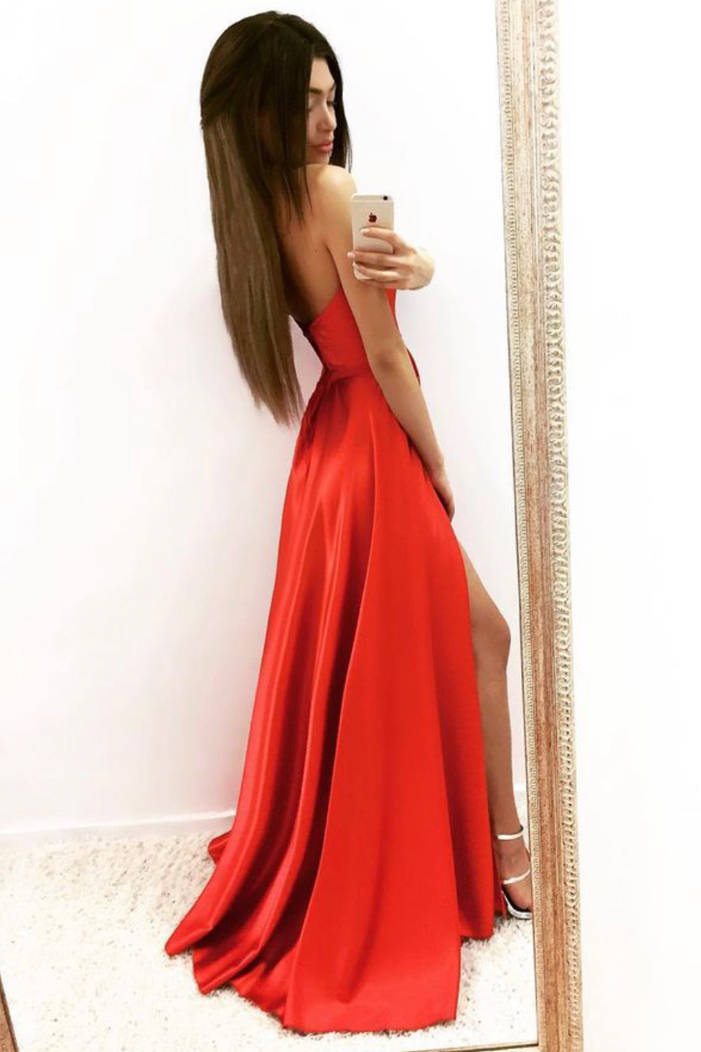 МАКСИ РОКЛЯ CELIN САТЕН ЧЕРВЕН МАКСИ РОКЛЯ CELIN САТЕН ЧЕРВЕН