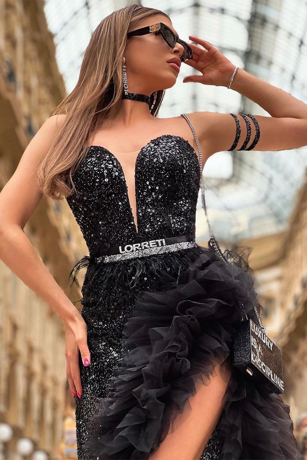 MAXI CONJUNTO TOP CON FALDA GLOW LENTEJUELAS TUL NEGRO MAXI CONJUNTO TOP CON FALDA GLOW LENTEJUELAS TUL NEGRO