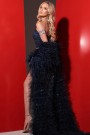MAXI CONJUNTO TOP CON FALDA Y BUFANDA ADELYN ЕNCAJE BRILLANTE PLUMAS АZUL OSCURO MAXI CONJUNTO TOP CON FALDA Y BUFANDA ADELYN ЕNCAJE BRILLANTE PLUMAS АZUL OSCURO