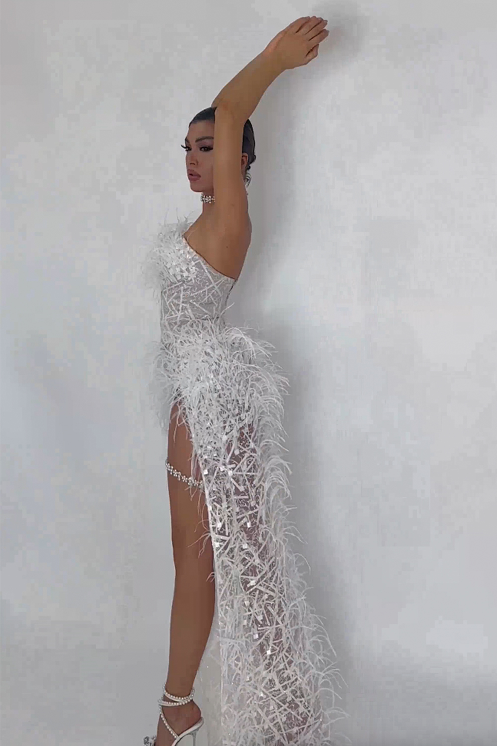 СЕТ FEATHER PRINCESS ДАНТЕЛА ГЛИТЕР ПЕРА БЯЛ С НЮД СЕТ FEATHER PRINCESS ДАНТЕЛА ГЛИТЕР ПЕРА БЯЛ С НЮД