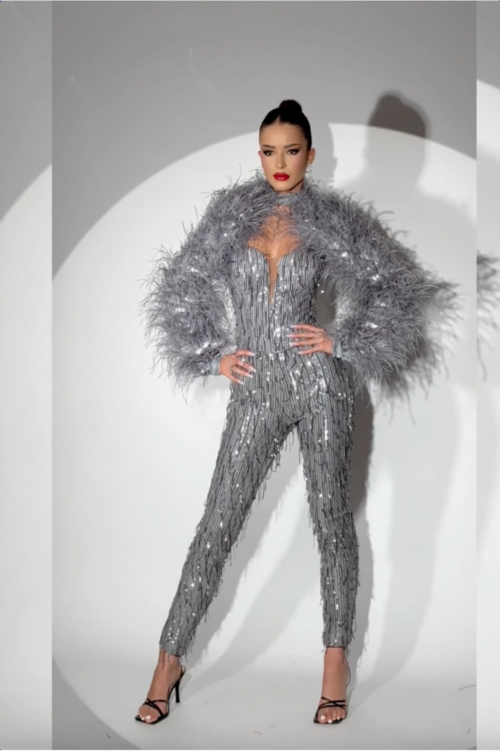 MAXI CROP TOP AND PANTS SET MELISSA SEQUIN SILVER MAXI CROP TOP AND PANTS SET MELISSA SEQUIN SILVER