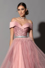 MAXI CONJUNTO TOP CON FALDA JOHANNA ЕNCAJE BRILLANTE BROCADO DE TUL SATÍN POLVO ROSA
