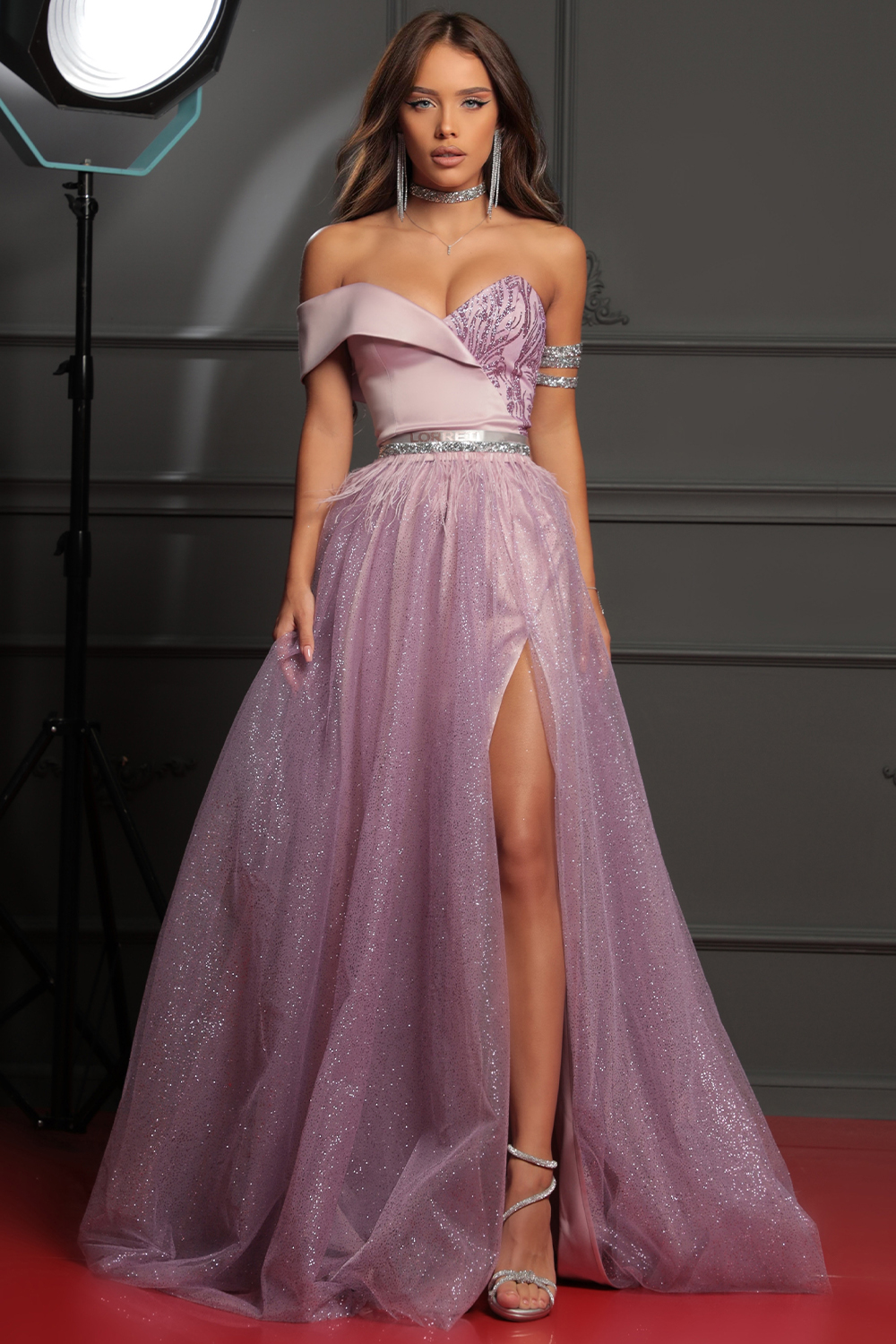 MAXI CONJUNTO TOP CON FALDA ALLYSON ЕNCAJE BRILLANTE SATÍN BROCADO DE TUL LAVANDA
