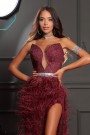 MAXI CONJUNTO TOP CON FALDA ADA ЕNCAJE BRILLANTE PLUMAS BORGOÑA MAXI CONJUNTO TOP CON FALDA ADA ЕNCAJE BRILLANTE PLUMAS BORGOÑA
